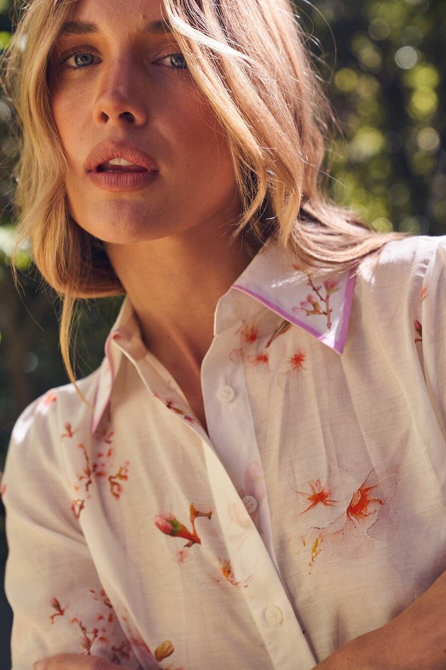 Aston Studio Vivian Blouse Cloud Blossom Relaxed Semi-sheer Silk Blend US4